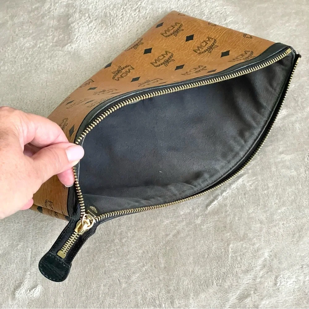 MCM Cognac Visetos Pouch Clutch Logo Zip Medium - Picture 8 of 10
